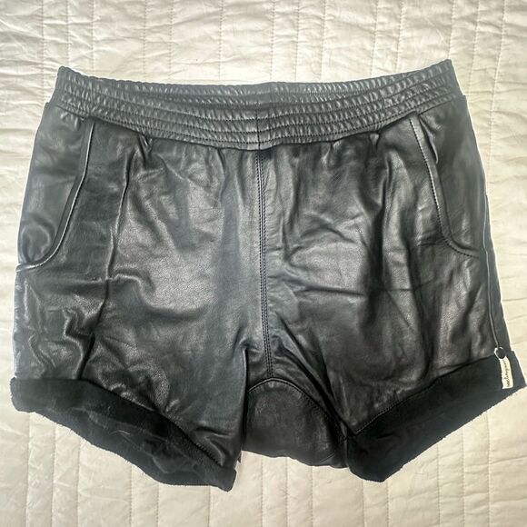 One Teaspoon Cuffed Leather Baggy Shorts Size Small - Picture 1 of 5